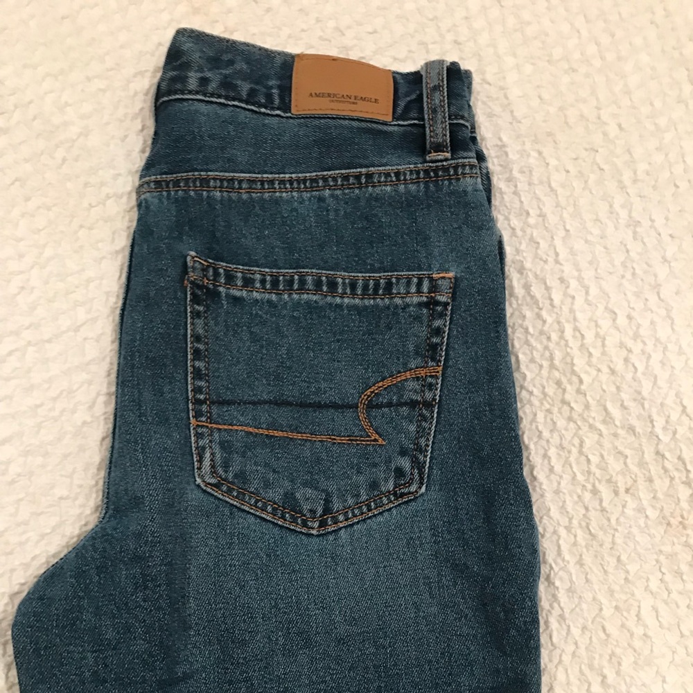 American Eagle Mom Jeans!